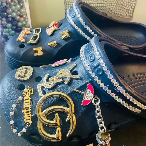 Custom design Crocs - Picture 7 of 16